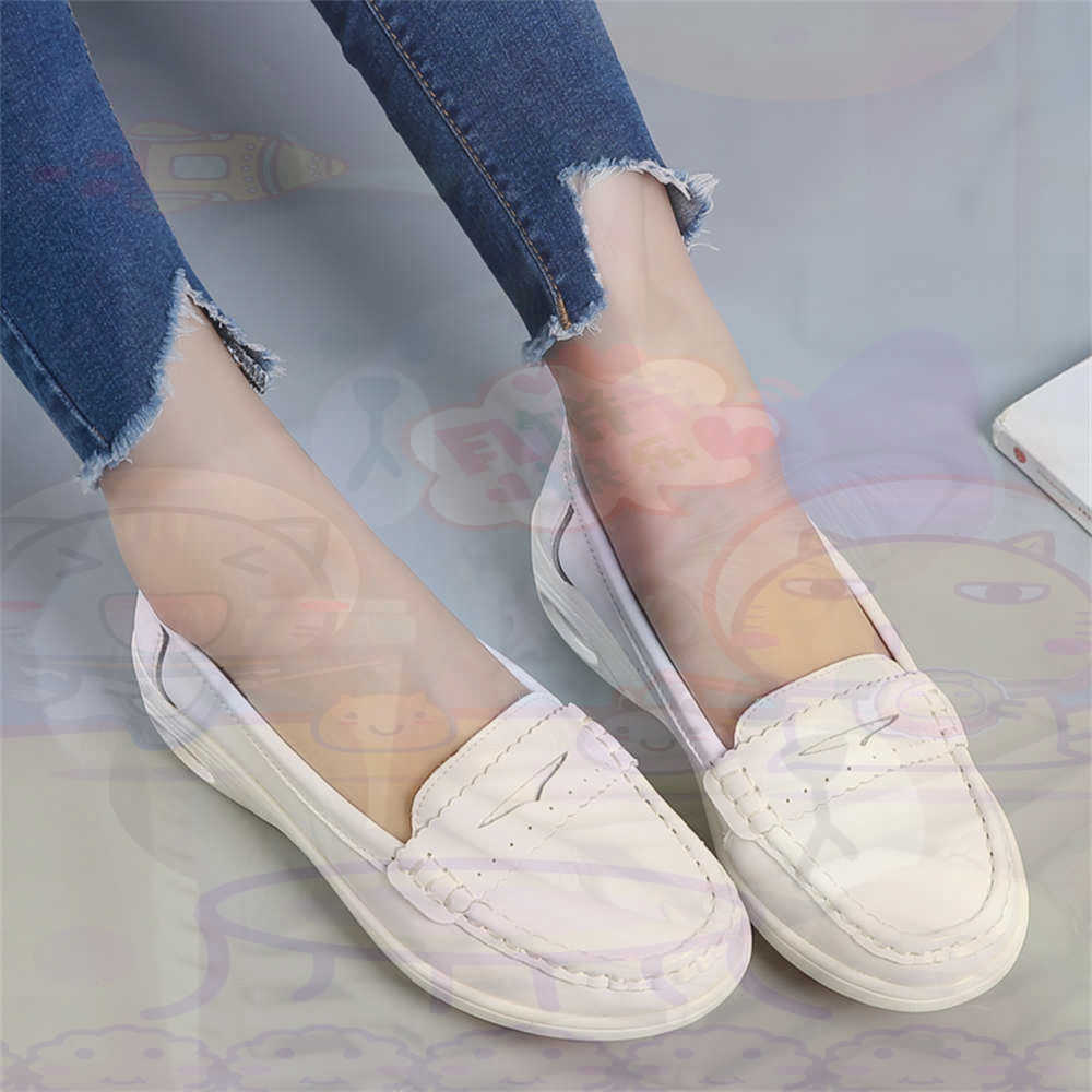 Best Vintage Collectible Items - Miękkie wsuwane buty damskie w dużych